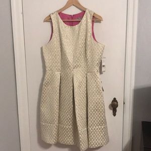 Eliza J cream dress size 16 new with tags